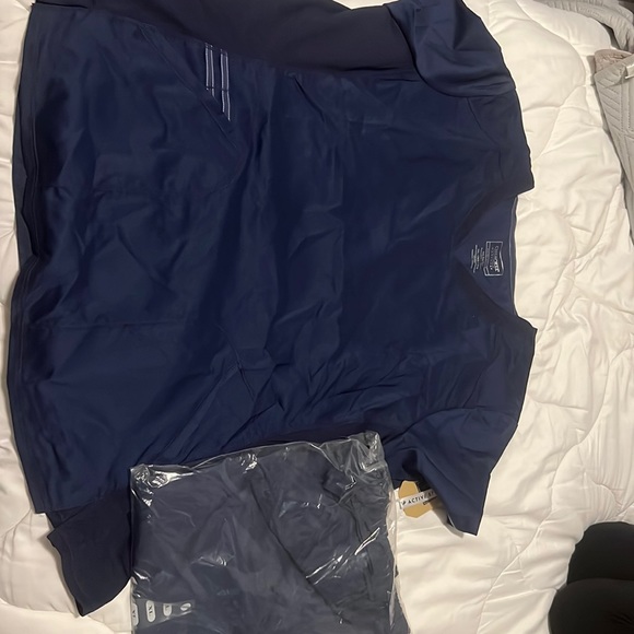 Cherokee Other - Scrubs. Shirt size 2x. Scrub pants XL. Navy Blue.